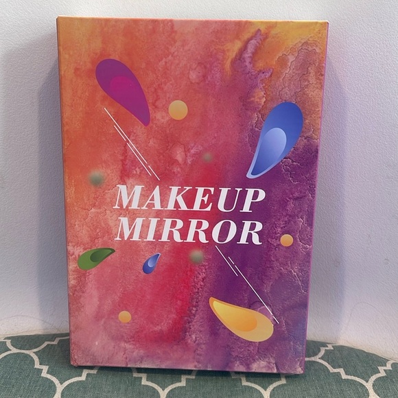 Makeup Mirror (new in box) - Picture 1 of 5